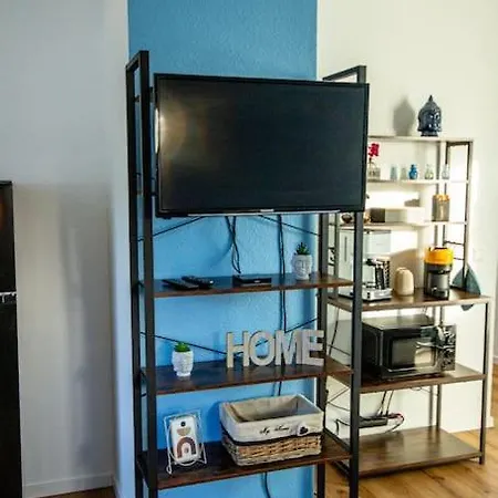 Fabrikdesign Dueren Apartment *